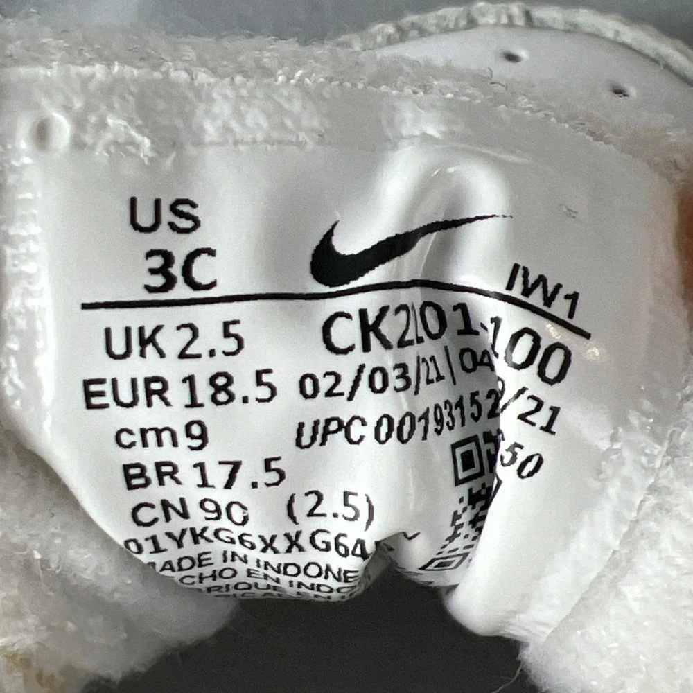 Nike Force 1 Crib Sneaker Boys 3 Triple White Upper Leather Round Toe CK2201-100